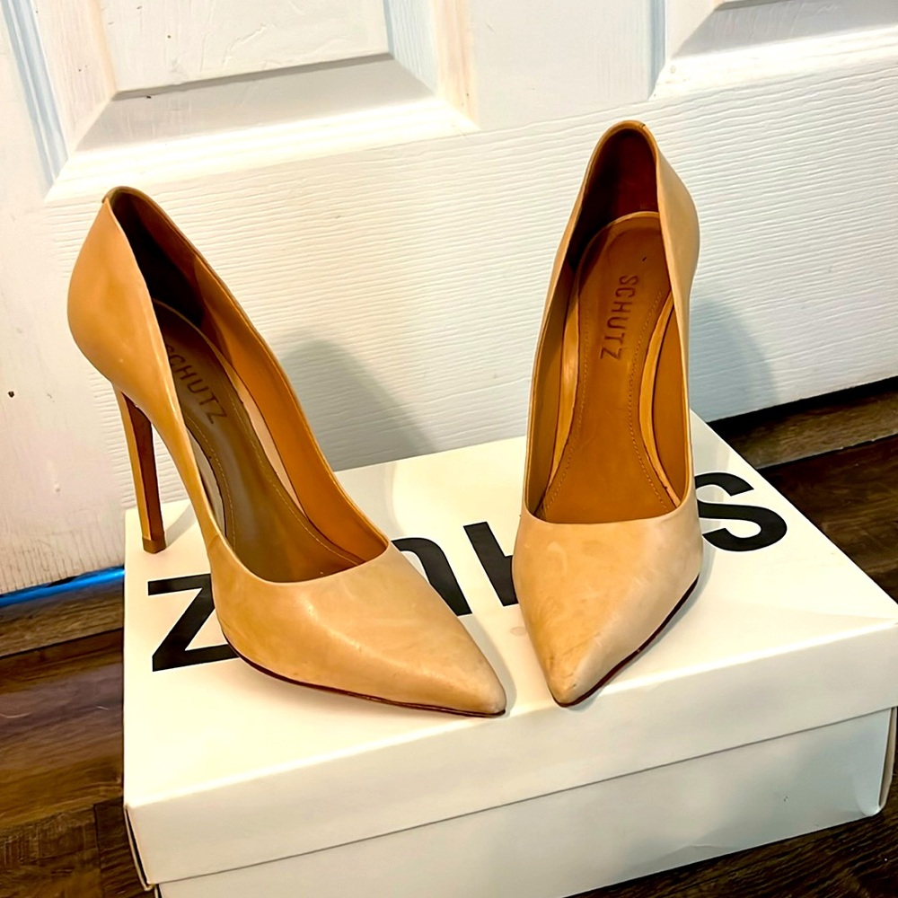 Schultz Gilbert’s high heels 7.5 in Nude
